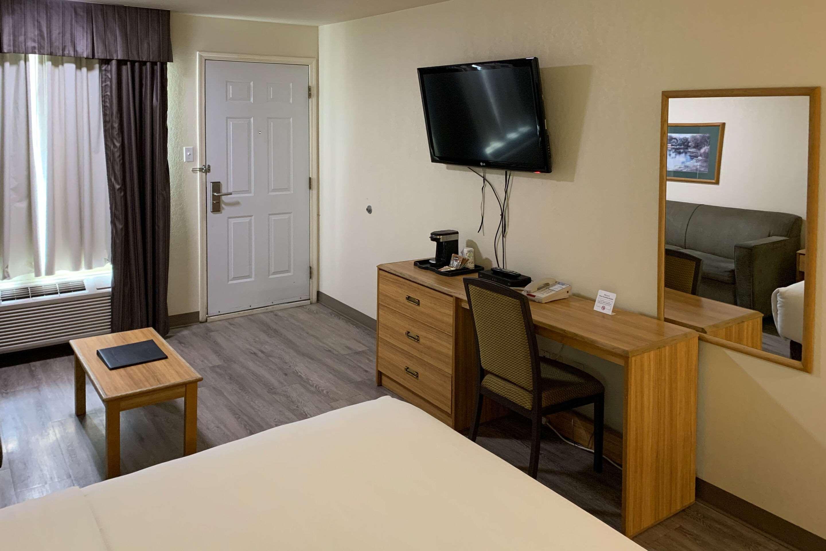 Rodeway Inn Nashville Ngoại thất bức ảnh